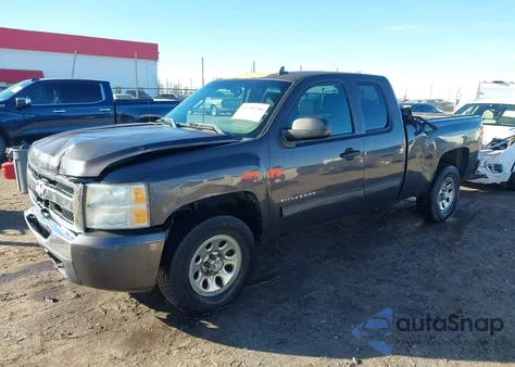 2011 Chevrolet Silverado 1500 Ls z USA, uszkodzony, nr VIN 1GCRCREA0BZ425852